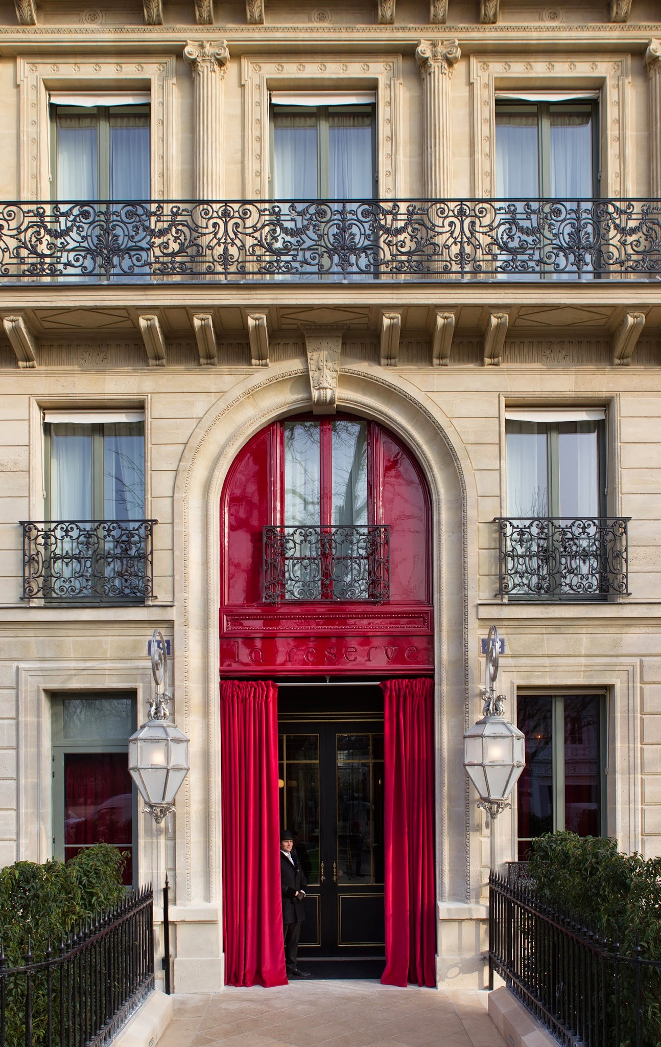 La Réserve Paris Hotel & Spa
