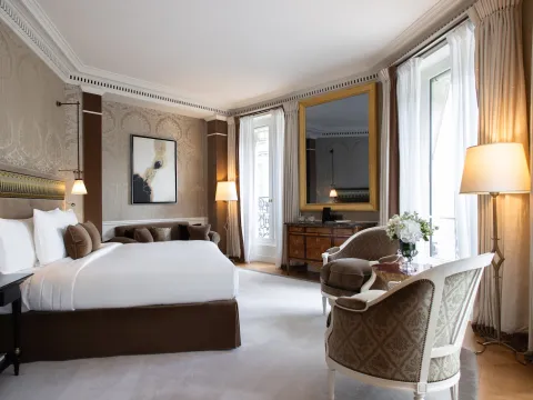 La Réserve Paris Hotel & Spa