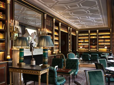 La Réserve Paris Hotel & Spa